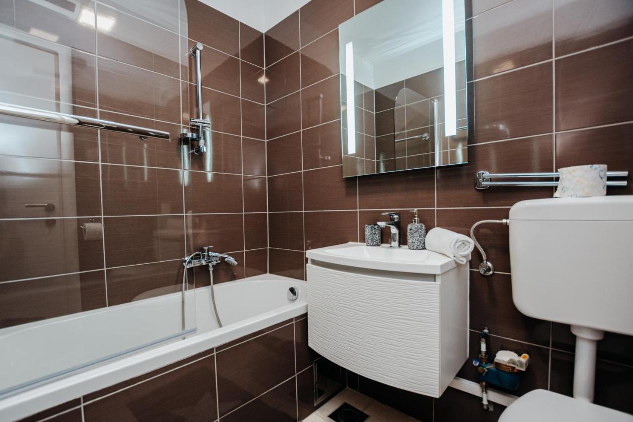 Apartment Double S Zara Esterno foto